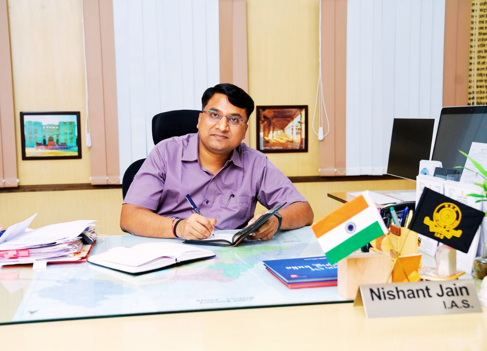 Birthday Special : जिन्होंने सिखाया सफलता अंग्रेजी की मोहताज नहीं, आज लाखों हिंदी मीडियम एस्पिरेंट्स के हैं ‘सुपरस्टार’